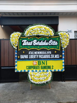 Papan Bunga Duka di Conggeang Kulon